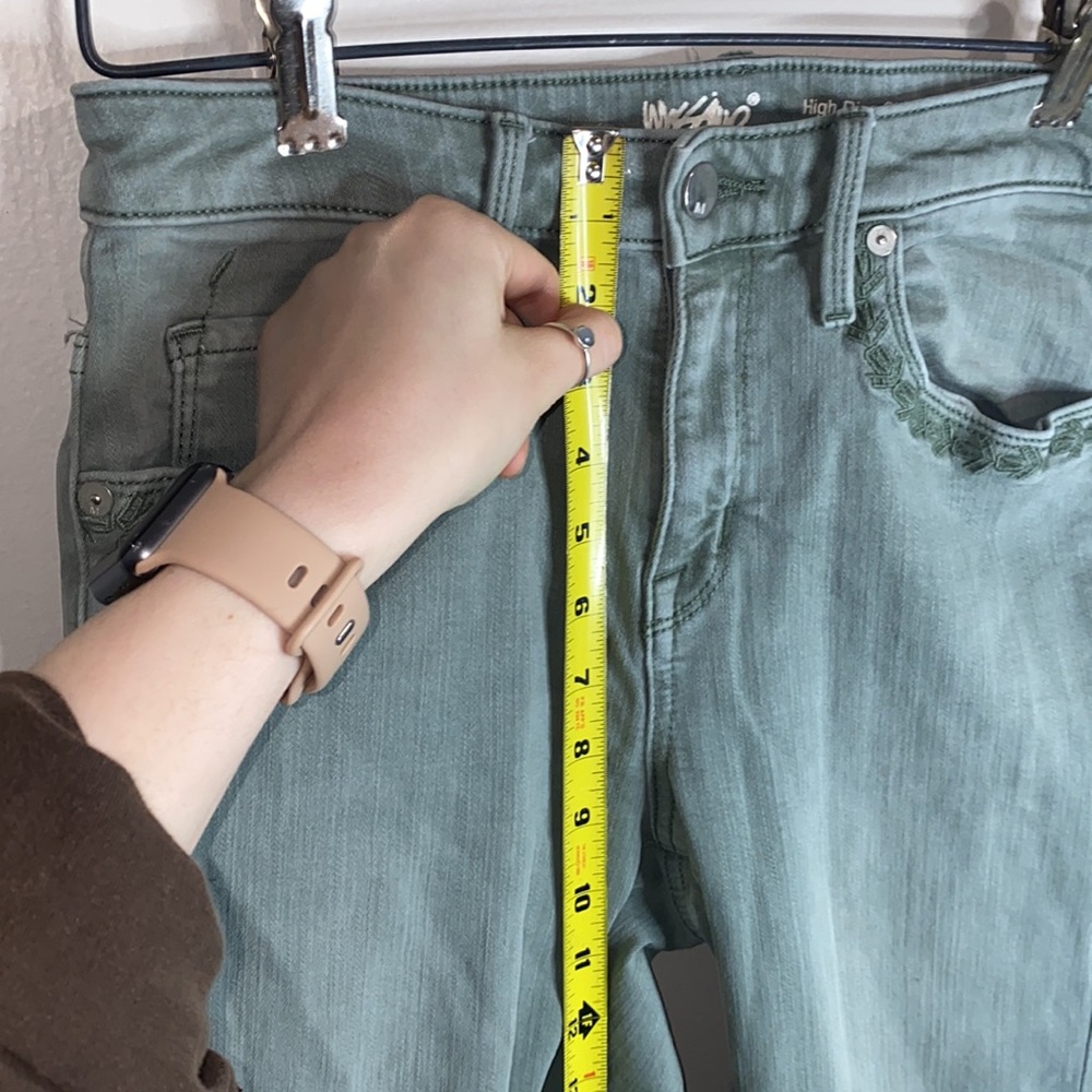 🛍️Light green high rise skinny jeans! - Picture 7 of 8